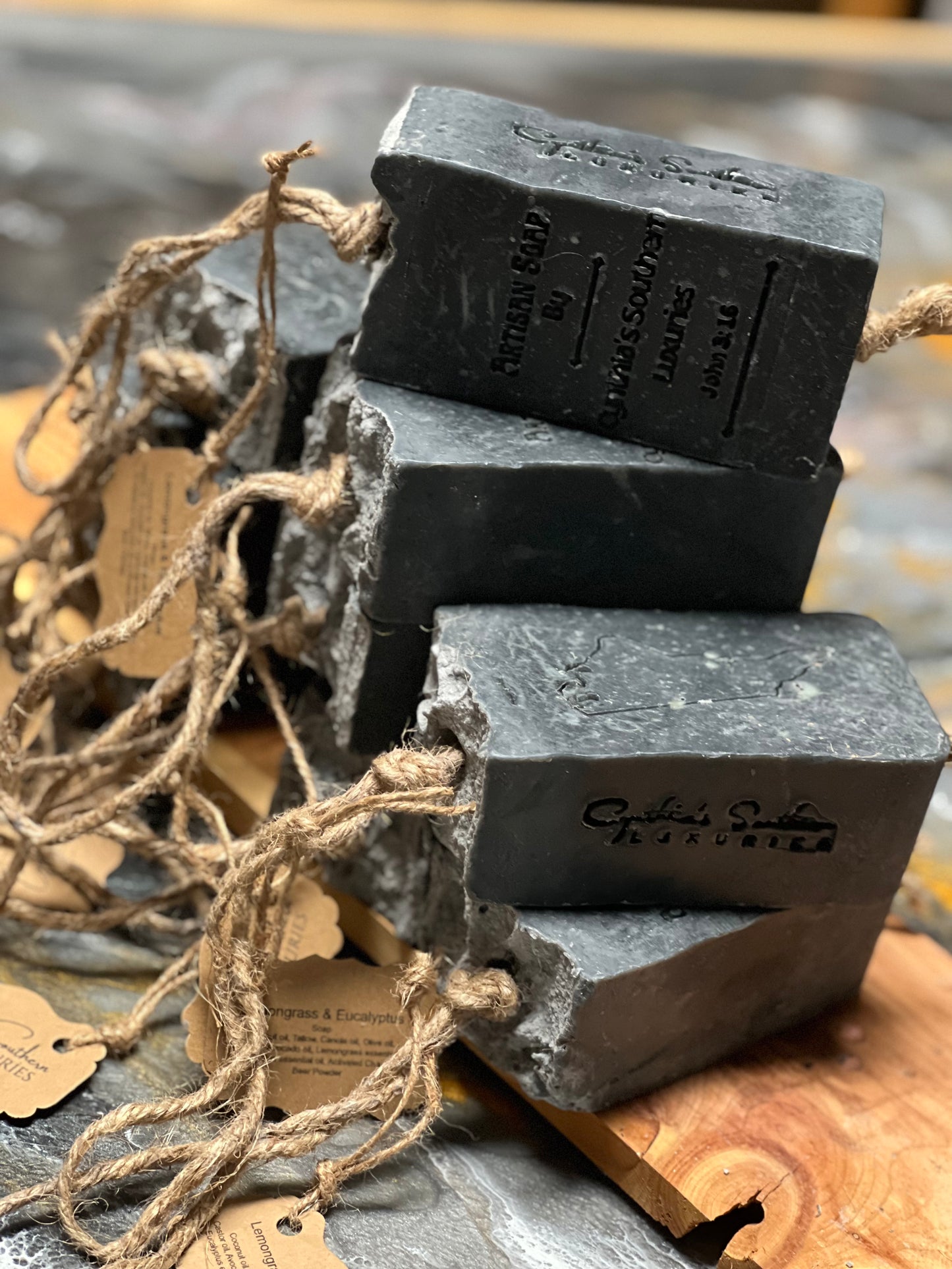 Lemongrass, Eucalyptus, Activated charcoal & Beer soap