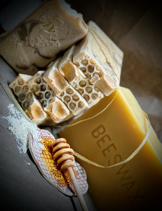 Beeswax, Honey, & Colloidal Oats Spa Soap